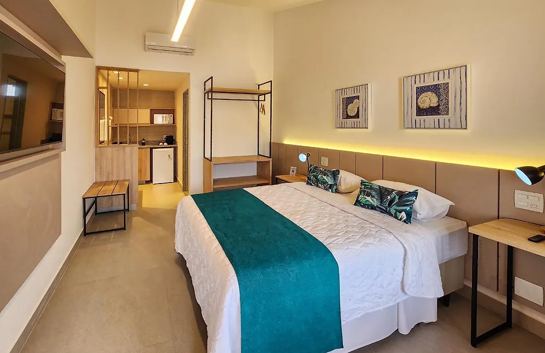 Blu Smart Stay-1